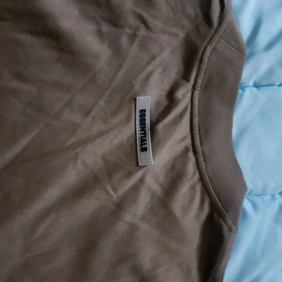 Essentials - Picture 3 of 5